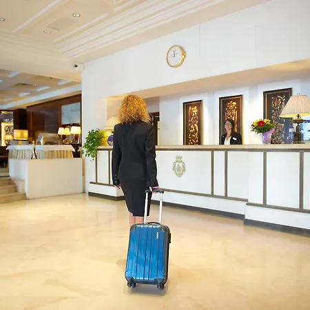 Mercure Excelsior Готель Катанія