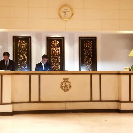 Готель Mercure Excelsior