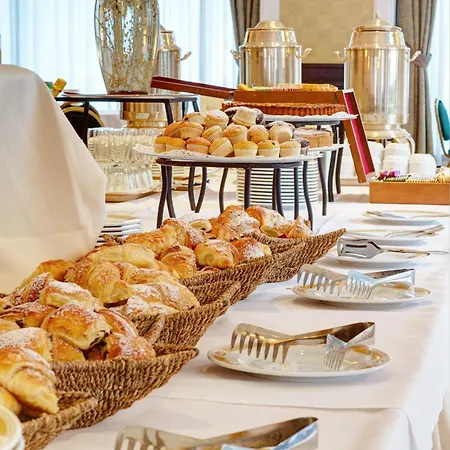 Готель Mercure Excelsior Катанія